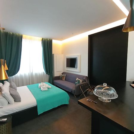 Muni Boutique Flat By Babylon Stay Naples Exterior photo